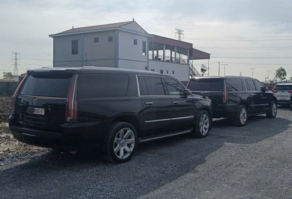 Nhung sieu xe Cadillac khac cung xuat hien tai le nap tai. Anh: Quach Du