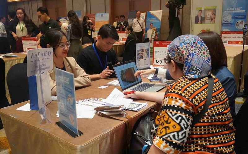 El Festival Internacional de Turismo de Da Nang se inauguro abriendo casi 6.000 intercambios. Foto: Tran Thi