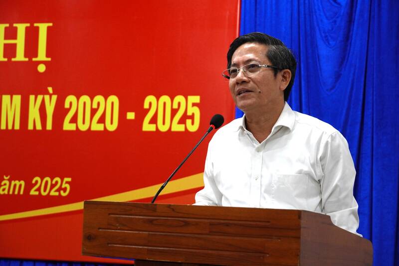 Vice Chairman of Da Nang People's Committee Tran Nam Hung spoke at the conference. Photo: Da Nang City People's Committee