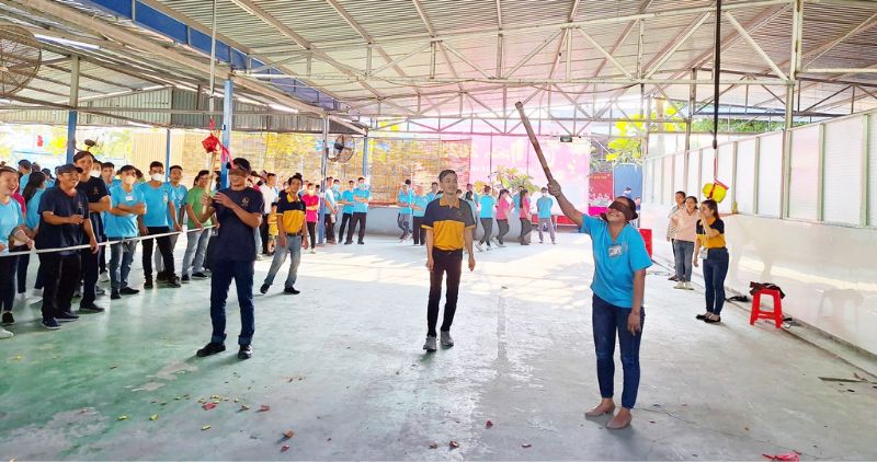 The Trade Union of Sofa Hoa Sen Garment Joint Stock Company regularly organizes useful playgrounds and cultural exchanges for workers and employees. Photo: Company's Trade Union