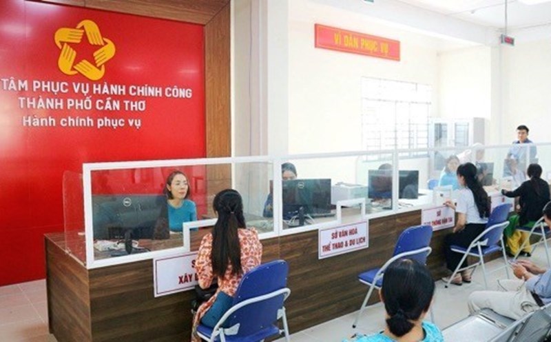Information related to the Administrative Service Center has received much attention from readers. Photo: Ta Quang