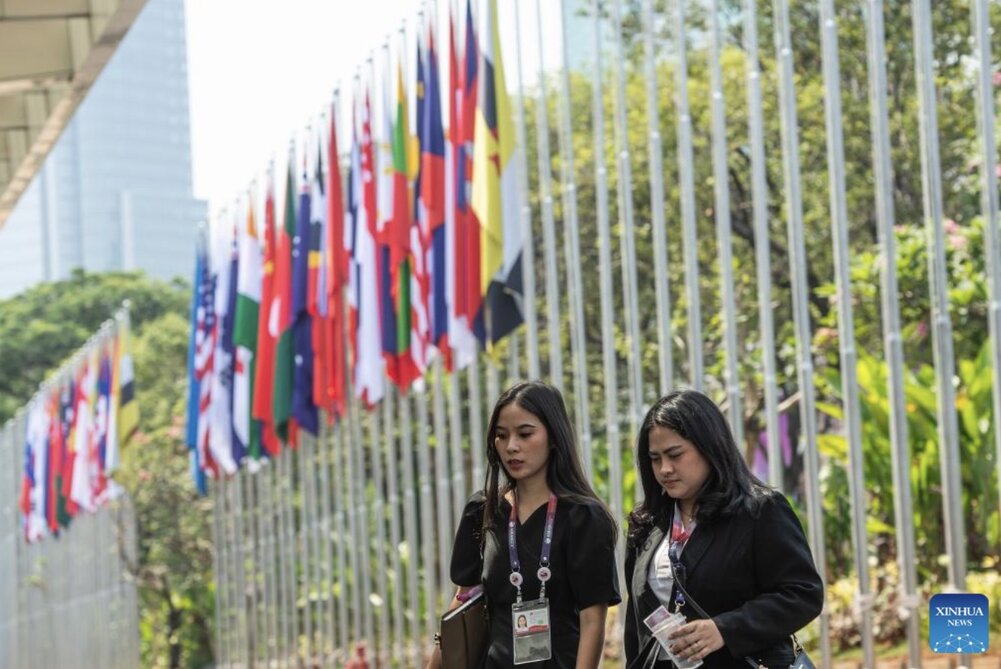 도널드 트럼프 미국 대통령은 제47차 아세안 정상회의에 참석하여 태국과 캄보디아 간의 휴전 협정 서명식을 지켜보기를 희망합니다. 사진: 신화통신