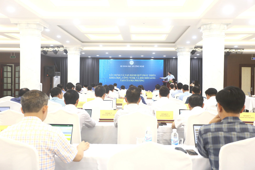 Bo KHCN to chuc Hoi nghi tap huan quan ly nha nuoc ve khoa hoc, cong nghe, doi moi sang tao va chuyen doi so vao chieu 16.10. Anh: Hao Thien