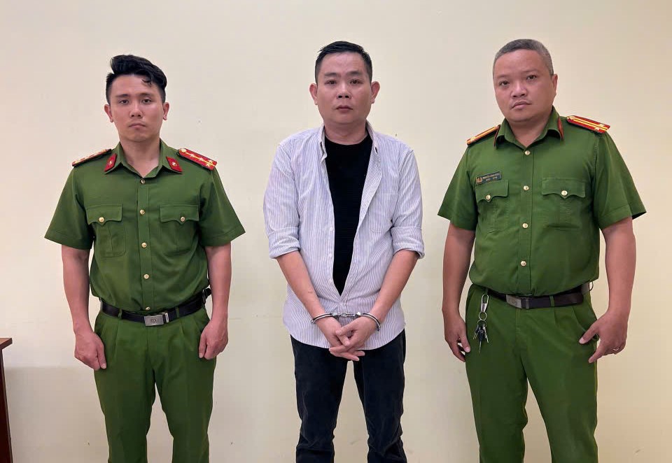 Đối tượng Võ Đăng Khoa, đối tượng trong vụ lừa đảo chiếm đoạt tài sản đang được Công an TPHCM điều tra. Ảnh: Công an