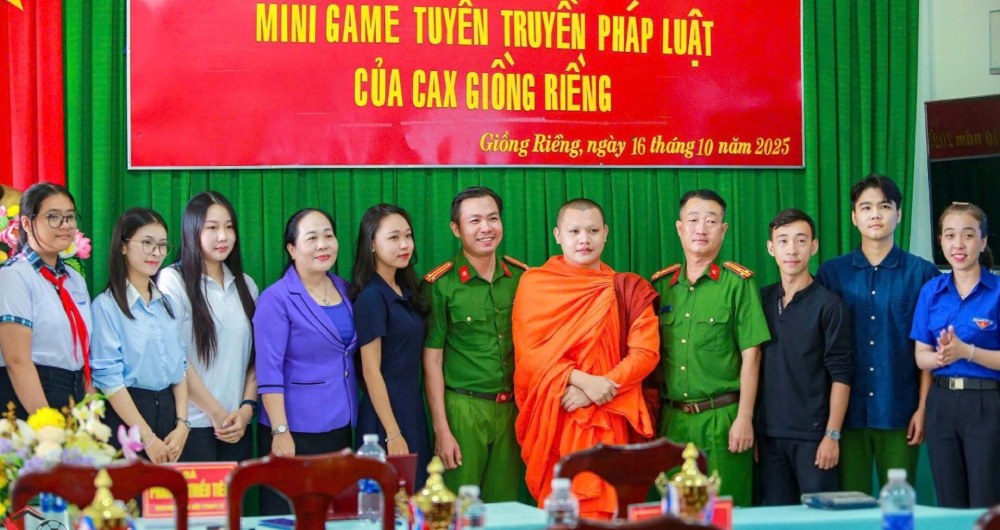 Cuoc thi dien ra tu 19h ngay 25.9 den 19h ngay 2.10.2025, thu hut gan 1.000 luot nguoi tham gia. Anh: Thanh Chien