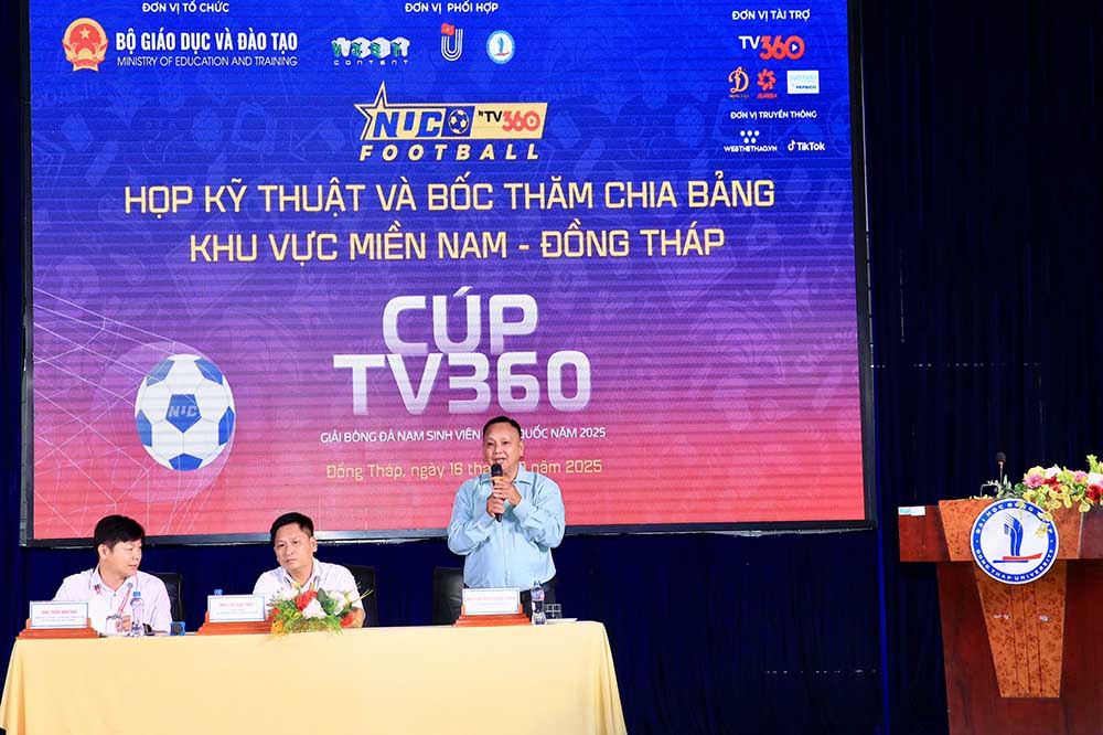 The Organizing Committee of the 2025 National Student Football Tournament - TV360 Cup held a press conference to announce information about the qualifying round for the Southwest region. Photo: Kha Hoa