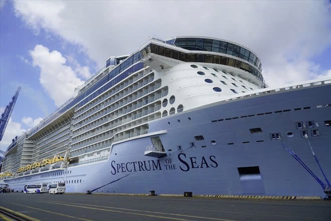 International tourists arrive in Ho Chi Minh City by cruise ship. Photo: Thanh Chan