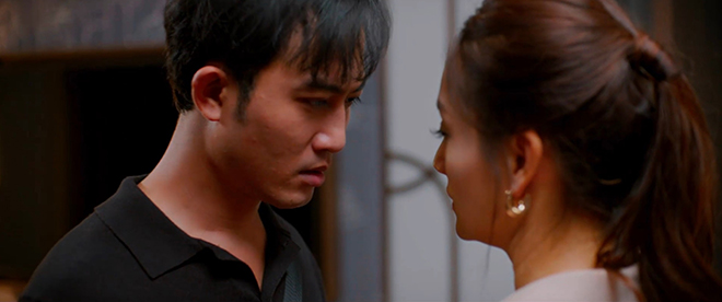 Doan Quoc Dam va Lan Phuong dien xuat tu nhien trong canh quay o khach san. Anh: VFC