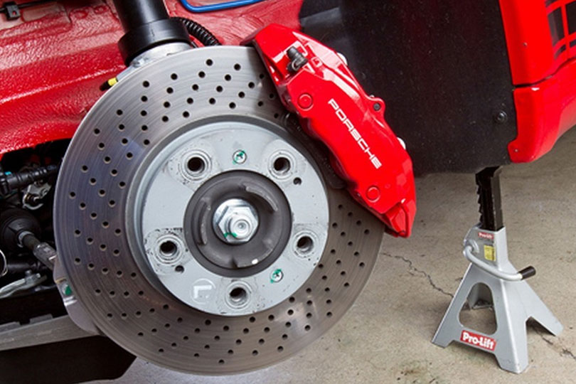 Causas y como solucionar la rigidez del freno. Foto: Nguyen Duy