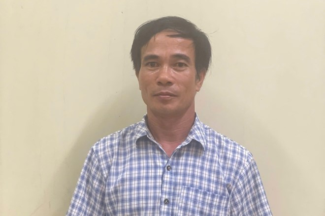 Tạm giữ hình sự đối tượng Lê Văn Hòa, người có hành vi tấn công bác sĩ Ảnh: Công an Diễn Châu