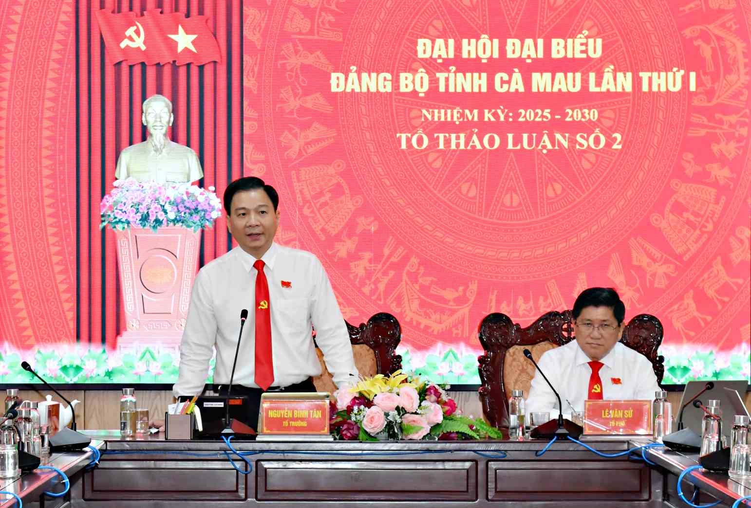 Truoc do ngay 16.10 trong phien tru bi, cac dai bieu chia to thao luan. Anh: BTC Dai hoi cung  cap