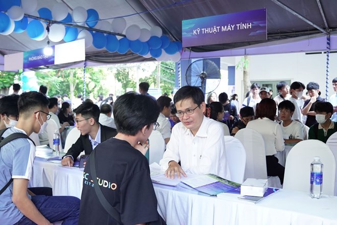 Ho Chi Minh City University of Technology plans to continue to use two admission methods in 2026, which are direct admission and comprehensive admission. Photo: Nhu Quynh