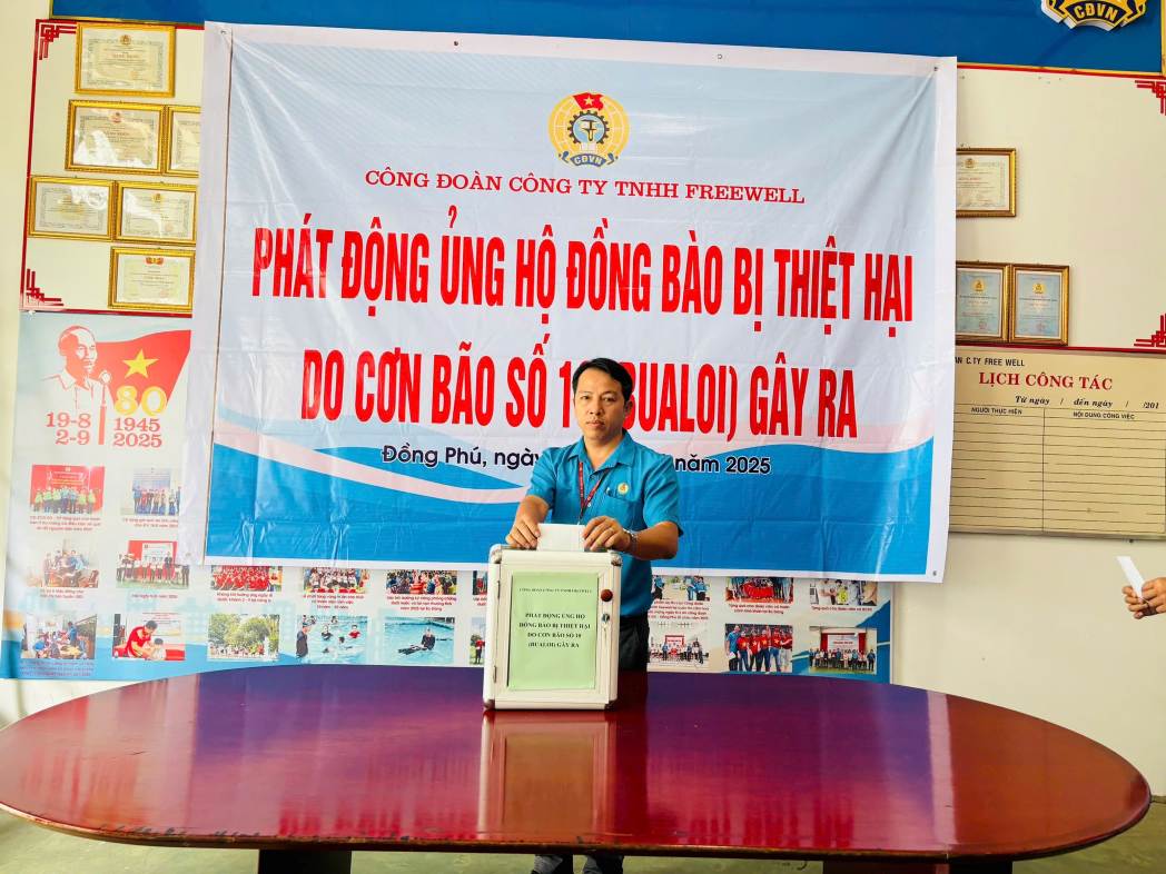 CDCS Cong ty TNHH Freewell da quyen gop duoc 143 trieu dong ho tro dong bao bao lu. Anh: CDCS cung cap
