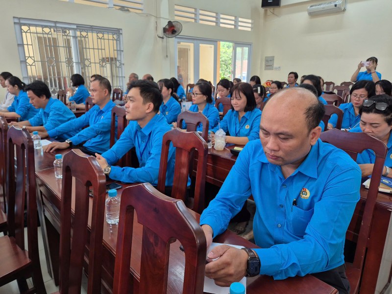 Hoi nghi dai bieu lan thu I, nhiem ky 2025 – 2030 Cong doan phuong Hanh Thong dat muc tieu ket nap it nhat 500 doan vien cong doan. Anh: Duc Long