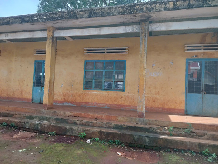 Many schools in the border area are currently degraded and damaged by construction over many years. Photo: Thanh Tuan