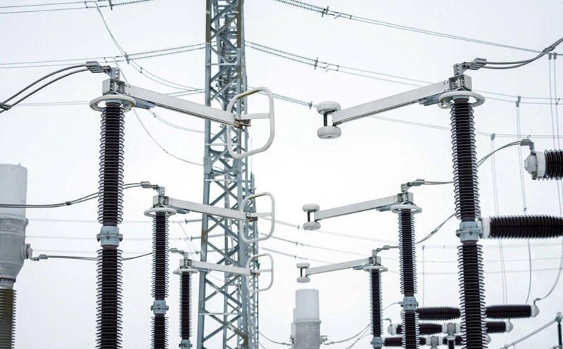 Linea electrica en Letonia uno de los paises del Baltico. Foto: AFP