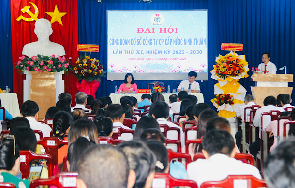 Dai hoi bieu quyet thong qua cac noi dung quan trong cho hoat dong cong doan 5 nam toi. Anh: Phuong Lin