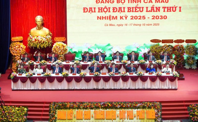 The Congress of the Ca Mau Provincial Party Committee selected 6 tasks and 3 breakthroughs. Photo: Ta Quang
