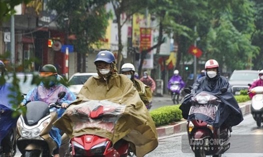 Dự báo không khí lạnh sẽ tác động gây mưa rào và có nơi có dông ở Đông Bắc Bộ trong ngày 19.10. Ảnh: Tùng Giang