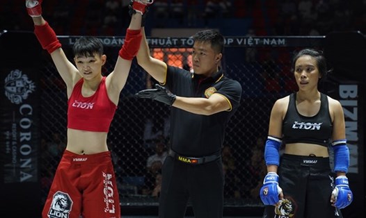 Võ sĩ Nguyễn Vũ Quỳnh Hoa là thành viên Đội tuyển MMA Việt Nam tham dự SEA Games 33. Ảnh: VMMAF