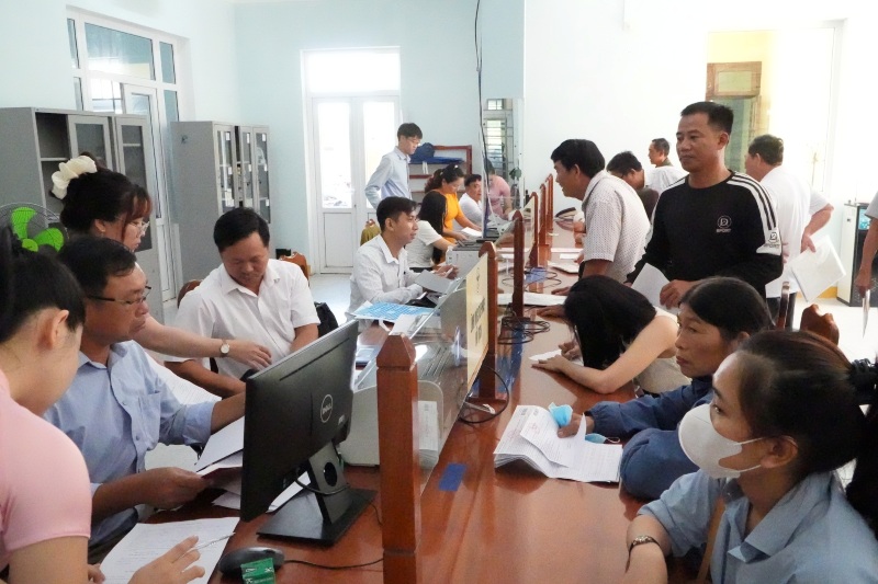 Sau sap nhap dan so tang gap 5 lan, phuong Quang Phu, Da Nang dua cap uy xuong ban tiep dan. Anh: Quang Phu