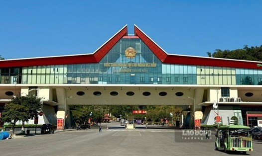 Cửa khẩu quốc tế Hữu Nghị. Ảnh: Khánh Linh.
