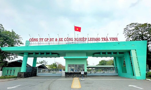 Công đoàn Lefaso Trà Vinh tổ chức hội thi cắm hoa nghệ thuật mừng Ngày Phụ nữ Việt Nam 20.10. Ảnh: Hoàng Lộc
