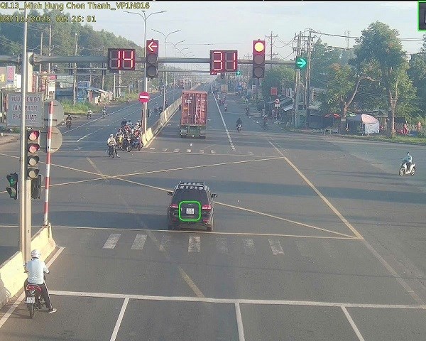 Phạt nguội nhiều chủ xe lỗi vượt đèn đỏ theo Nghị định 168 giữa tháng 10