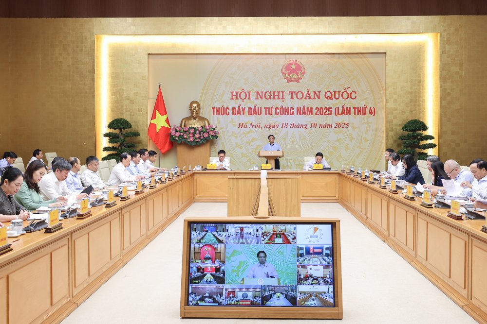 Hoi nghi toan quoc lan 4 thuc day giai ngan dau tu cong. Anh: VGP