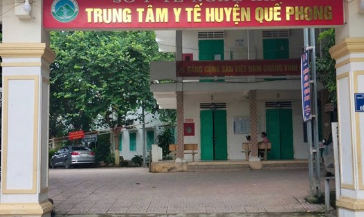 Trung tâm Y tế Quế Phong, Nghệ An, nơi có một bác sĩ trưởng khoa bị kỷ luật khiển trách sau khi bị tố cáo. Ảnh: Ngọc Anh
