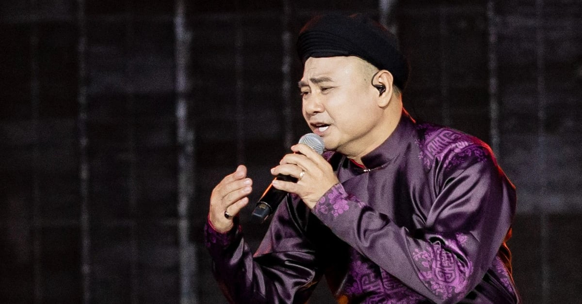 인민예술가 Tu Long의 'Anh trai vuot ngan chong gai'. 사진: 제작사