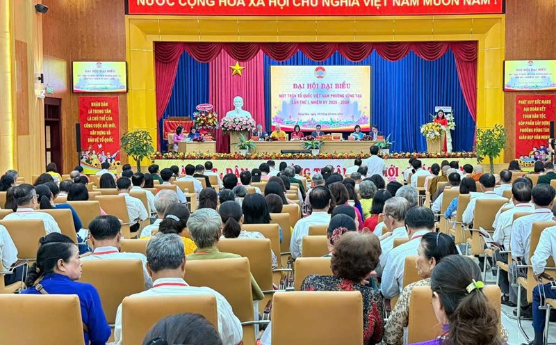 Vista del I Congreso de Diputados del MTTQVN de la comuna de Vung Tau por primera vez mandato 2025-2030. Foto: Thanh An