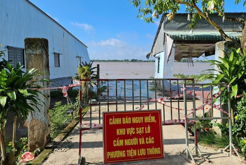 Sat lo bo song Tien, thuoc khom Tan Tich, phuong Cao Lanh, tinh Dong Thap. Anh: Cong thong tin dien tu Dong Thap.