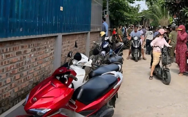 Nghi án chồng sát hại vợ rồi tự tử trong bể nước ở Ninh Bình