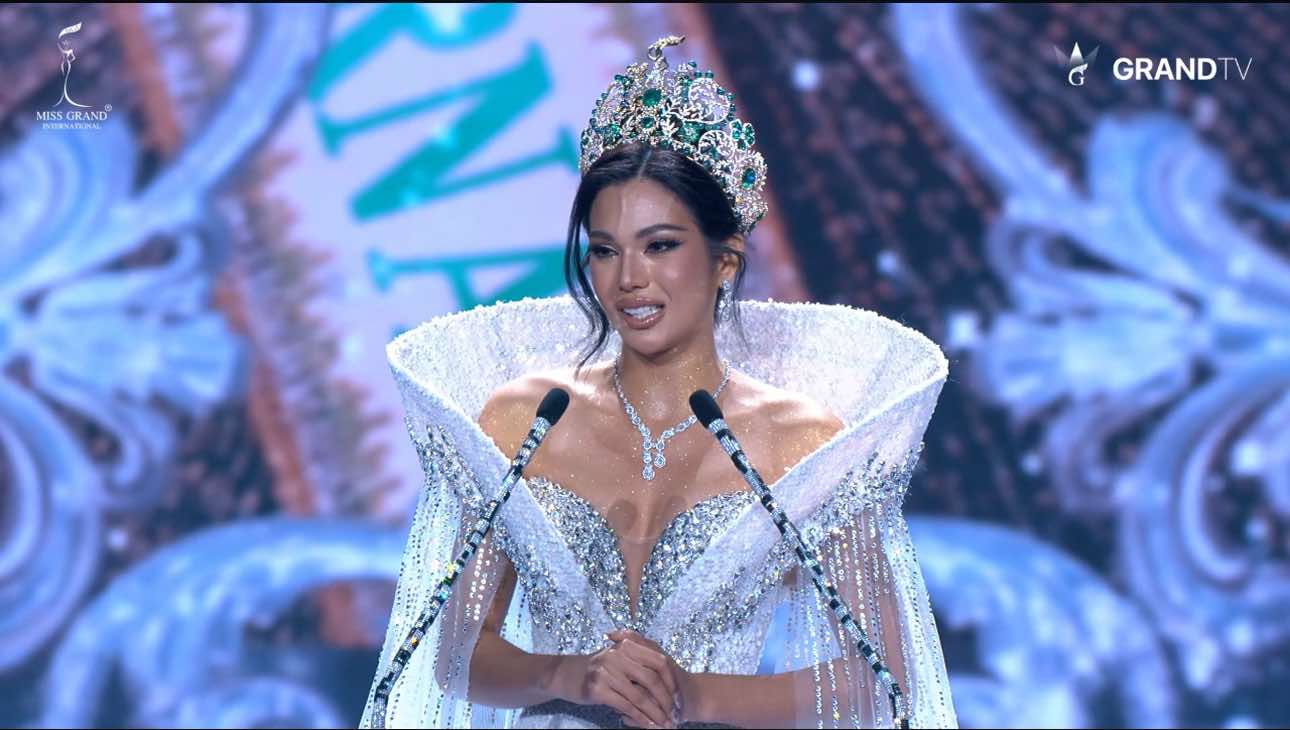 Duong kim Hoa hau xuc dong chia se ket thuc nhiem ky. Anh: MGI