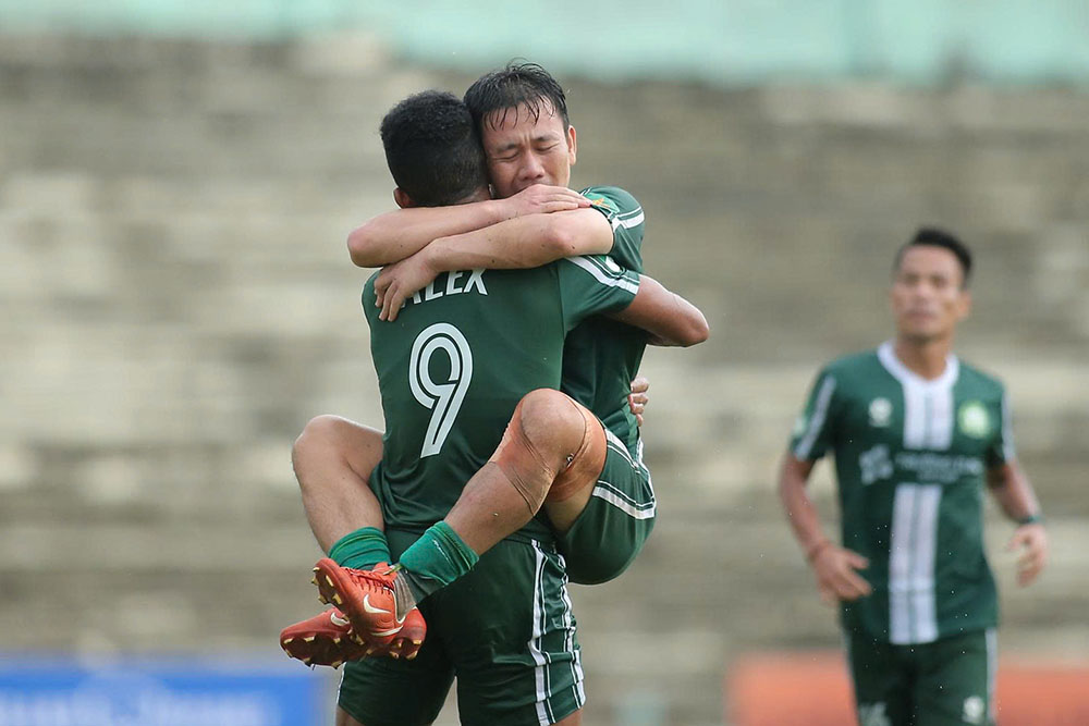 Minh Vuong an mung ban thang cam xuc. Anh: Binh Le