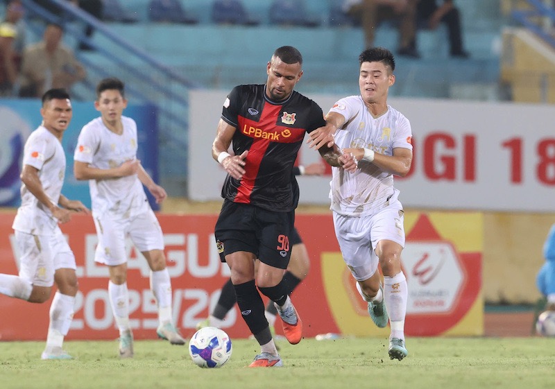 Hai doi nhap cuoc coi mo. Anh: Minh Dan