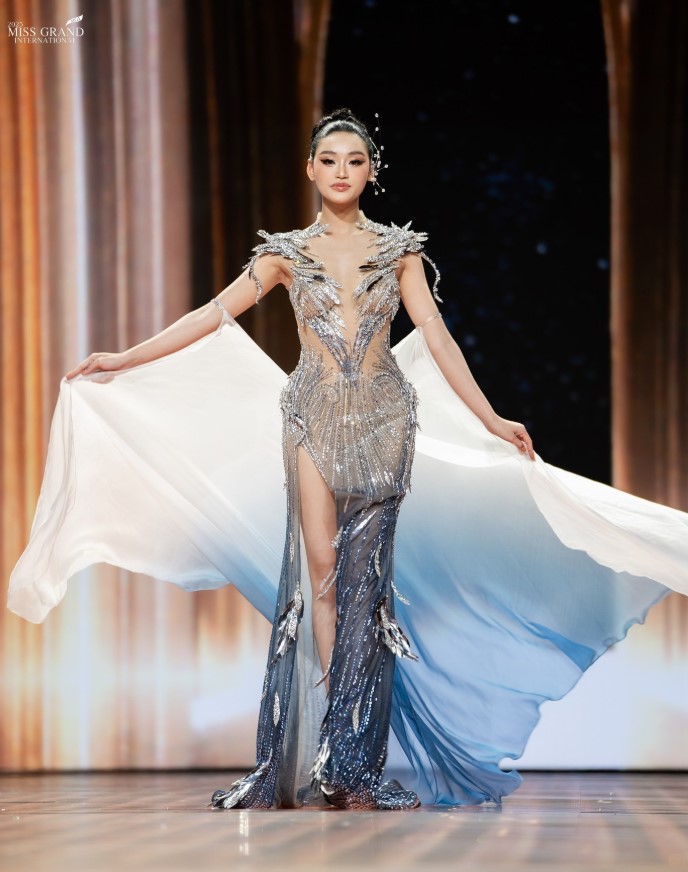 Hoa hau Yen Nhi trang tay tai Miss Grand Internationl 2025. Anh: BTC