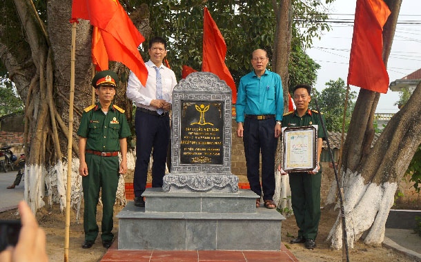 Cay da doi trong ngay duoc cong nhan Cay di san Viet Nam. Ảnh: Hoi Bao ve thien nhien va moi truong Viet Nam.