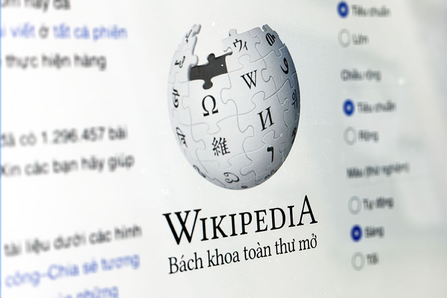 Wikipedia reduces traffic because of AI and social media videos. Photo: Phuong Anh