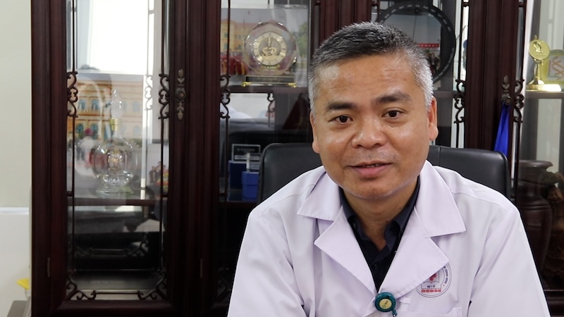 TS.BS. Tran Huy Tho - Pho Giam doc Benh vien Dang Van Ngu. Anh: My Linh