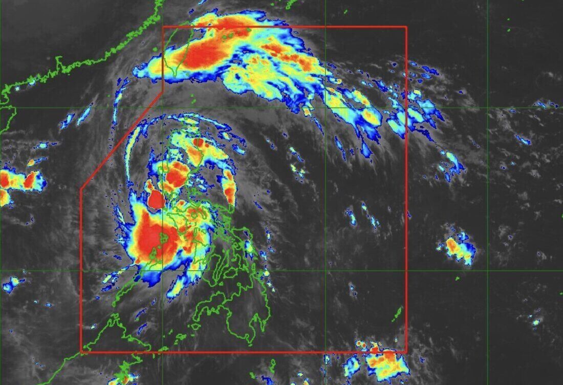 Storm No. 12 Fengshen on the morning of October 19. Photo: PAGASA