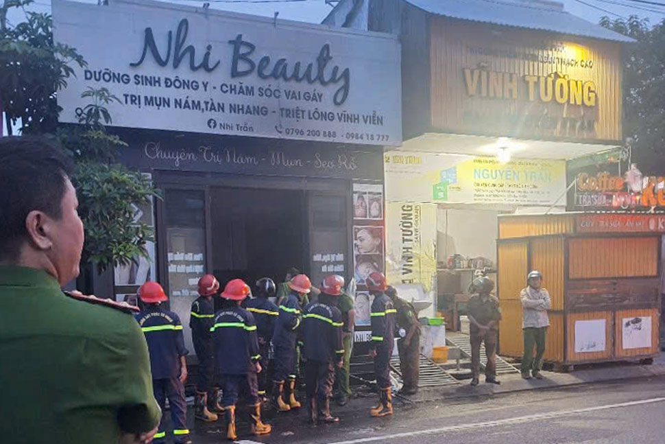 ザライのビジネス施設で火災が発生し、1人が死亡、3人が負傷した。写真: チーフォン