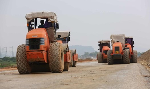 Tỉ lệ giải ngân vốn đầu tư công 9 tháng đầu năm 2025 trên địa bàn tỉnh Ninh Bình đạt gần 94% kế hoạch giao. Ảnh: Nguyễn Trường