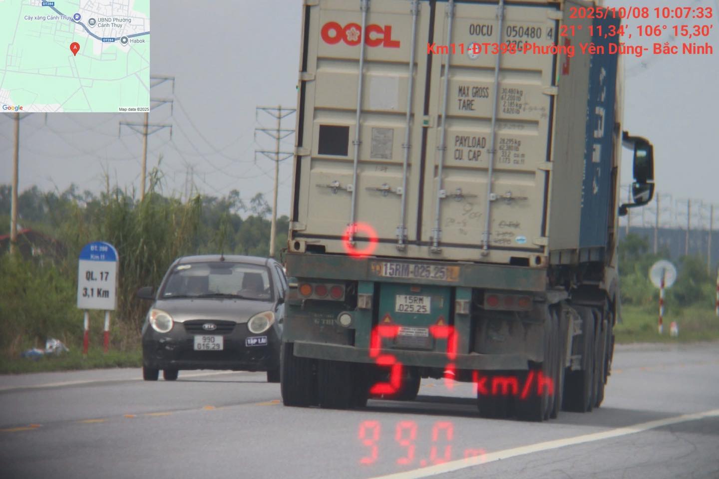 Coche con matricula de Hai Phong multado en Bac Ninh. Foto: Cong an Bac Ninh