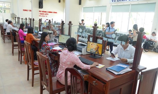 UBND cấp tỉnh có trách nhiệm chỉ đạo UBND cấp xã quyết định thành lập theo thẩm quyền 1 đơn vị sự nghiệp công lập. Ảnh: Tạ Quang