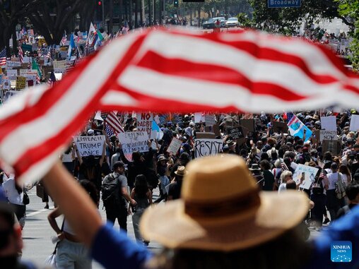 7 million Americans took to the streets to protest President Trump's policies. Photo: Xinhua