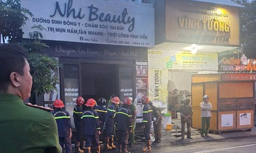 Hiện trường vụ cháy nghi phóng hỏa xảy ra tại cơ sở kinh doanh ở Gia Lai khiến 2 người tử vong, 2 người bị thương. Ảnh: Chí Phong