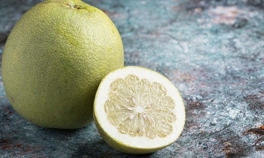 Bưởi, trợ thủ giảm cân và cải thiện tiêu hóa. Ảnh: Thùy Dương