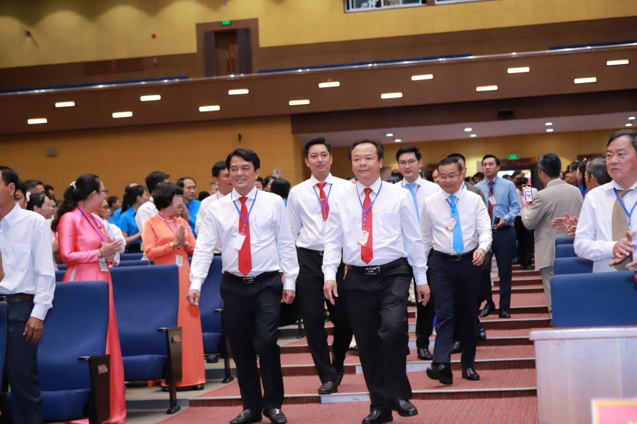 Dai bieu den du dai hoi. Anh: UB MTTQ Viet Nam phuong Binh Duong cung cap